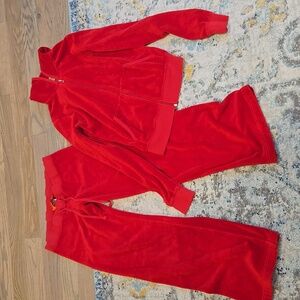 Velour Juicy Couture track suit